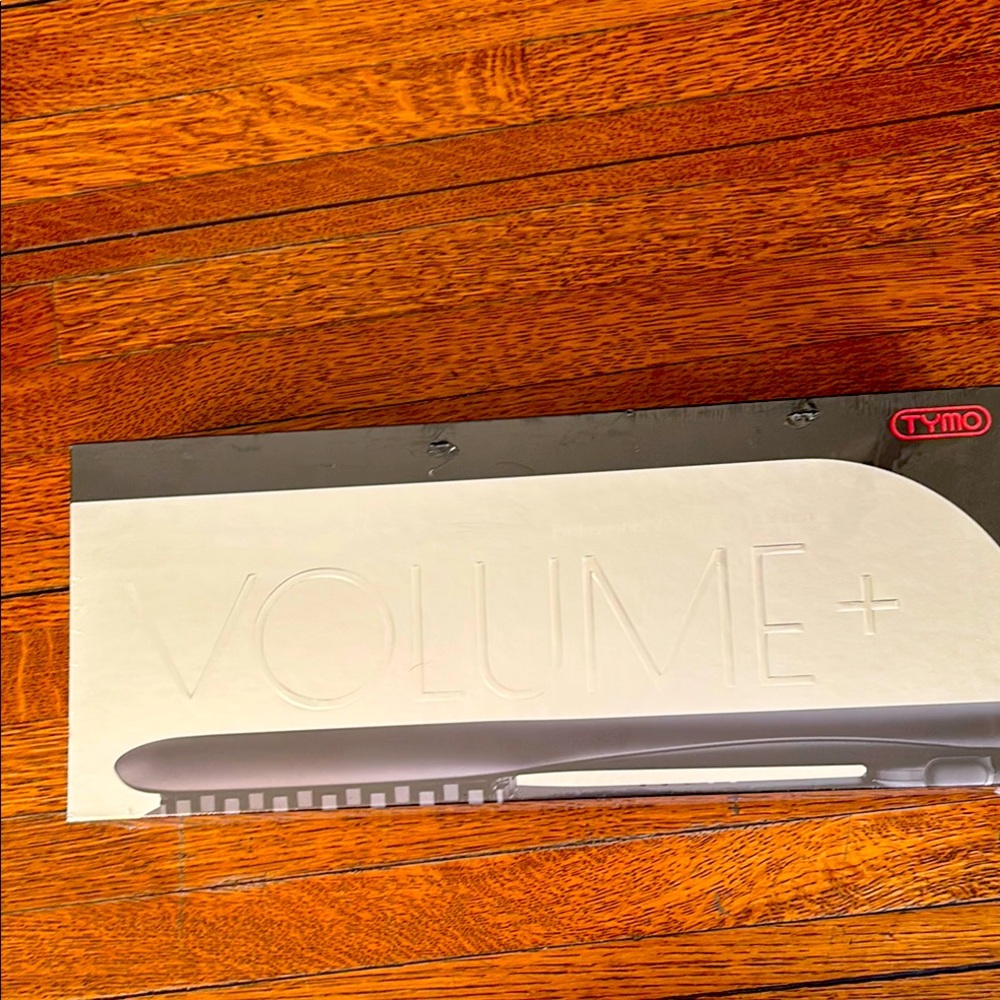 Tymo unopened brand new volume hair iron
